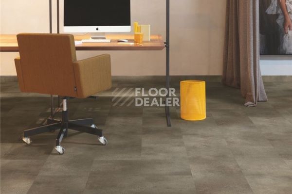 Плитка ПВХ Quick Step Vinyl Tiles AVST AVST40235   Окисленный камень фото 4 | FLOORDEALER